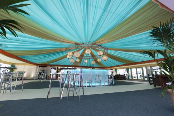 12m x 12m Monty roof in turquoise